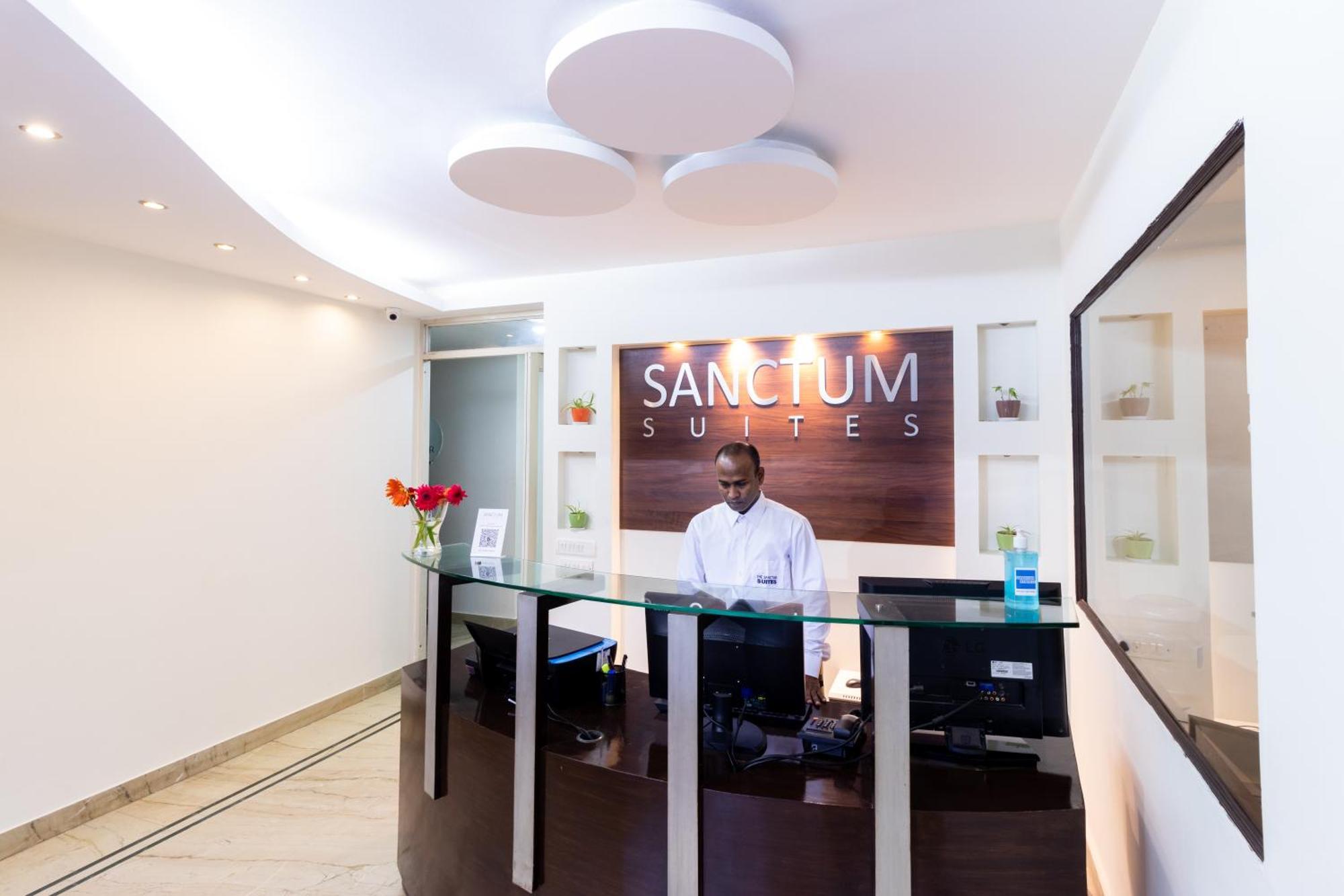 Sanctum Suites Domlur Bangalore Exterior foto